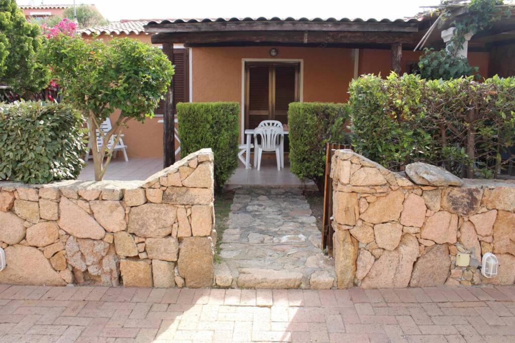 Casa Di Lu' - Bilocale Con Giardino - Porto Pollo Apartment Bagian luar foto