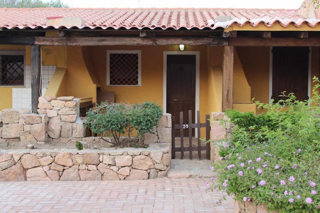 Casa Di Lu' - Bilocale Con Giardino - Porto Pollo Apartment Bagian luar foto